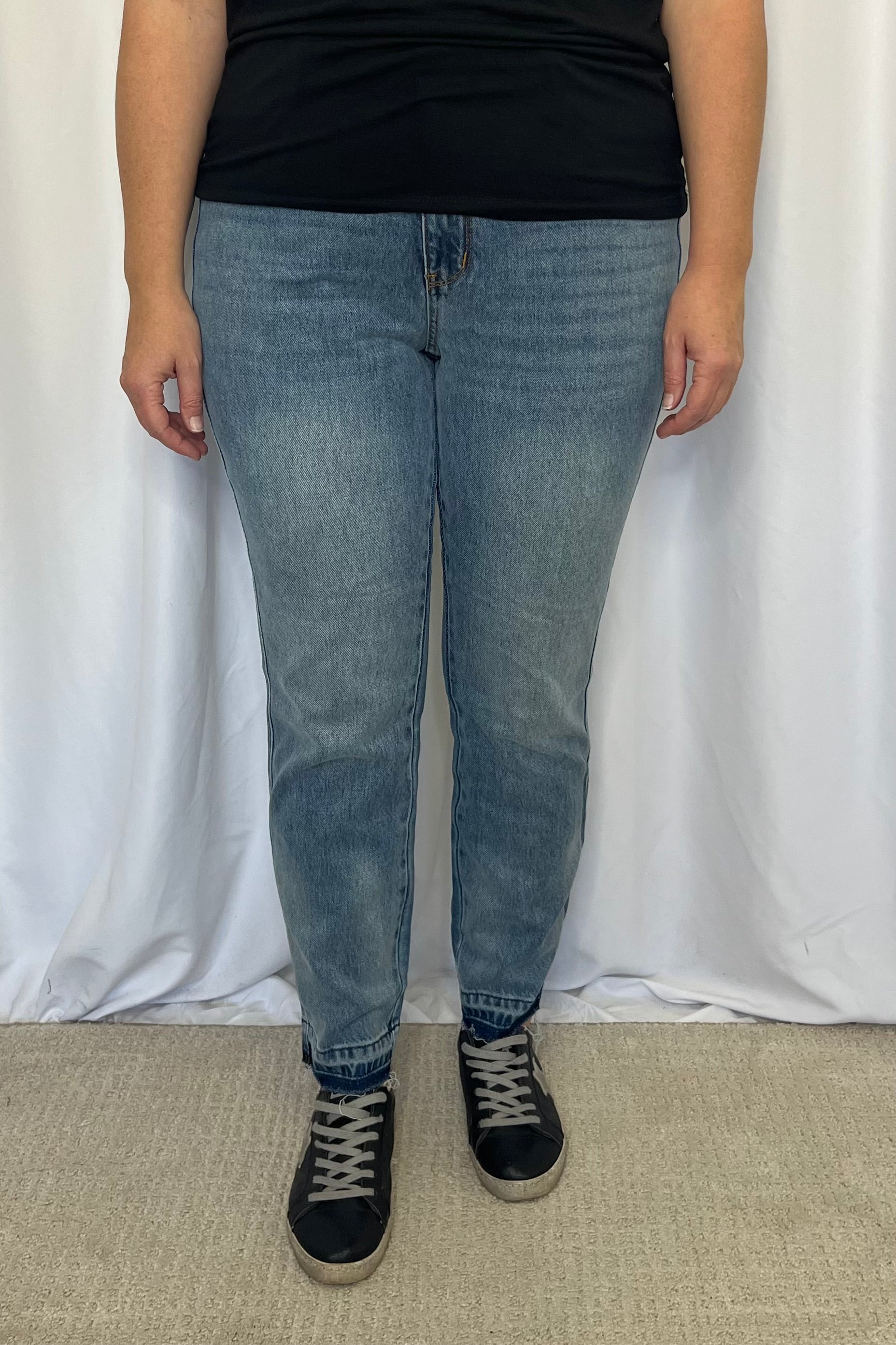 Judy Blue Mid Rise Magic Release Hem Boyfriend Denim - Mid Wash