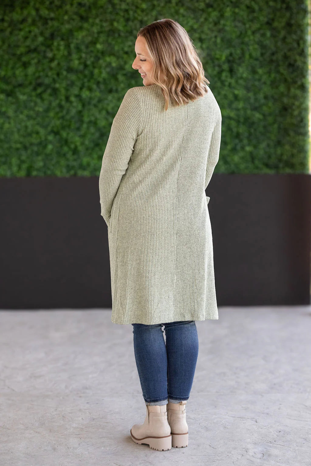 Michelle Mae &quot;Colbie&quot; Ribbed Cardigan - Pistachio
