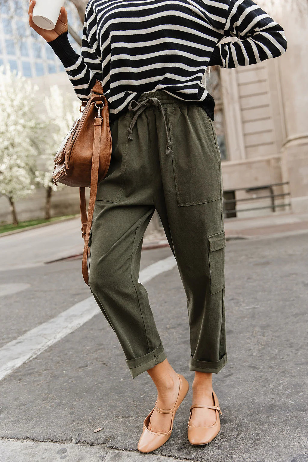 ***PRE-ORDER*** Ampersand Cargo Cutie Crop Pant - Olive