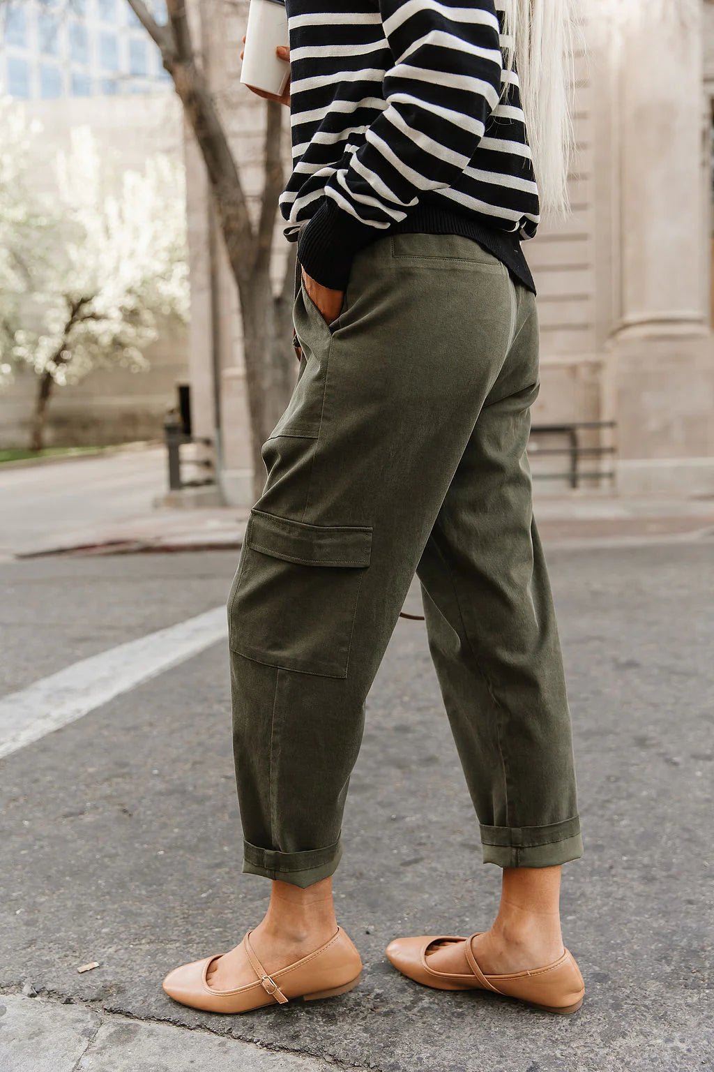 ***PRE-ORDER*** Ampersand Cargo Cutie Crop Pant - Olive