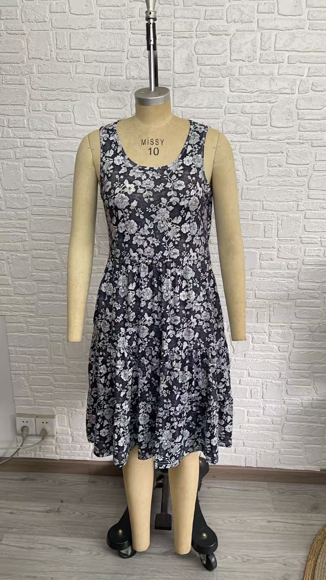 Alena Tiered Dress with Pockets - Black Floral