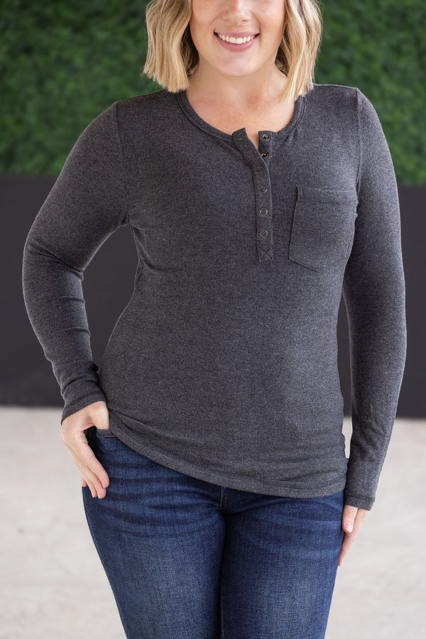 ***PRE-ORDER*** Michelle Mae &quot;Georgia&quot; Long Sleeve Top - Charcoal