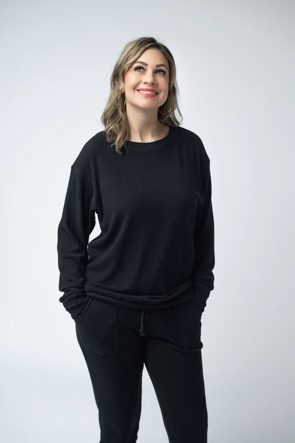 ***PRE-ORDER*** Michelle Mae Corrine Ribbed Pullover Top - Black