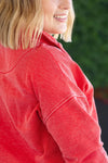 ***PRE-ORDER*** Michelle Mae &quot;Jesse&quot; Vintage Wash Snap Pullover - Red