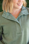 ***PRE-ORDER*** Michelle Mae &quot;Jesse&quot; Vintage Wash Snap Pullover - Olive