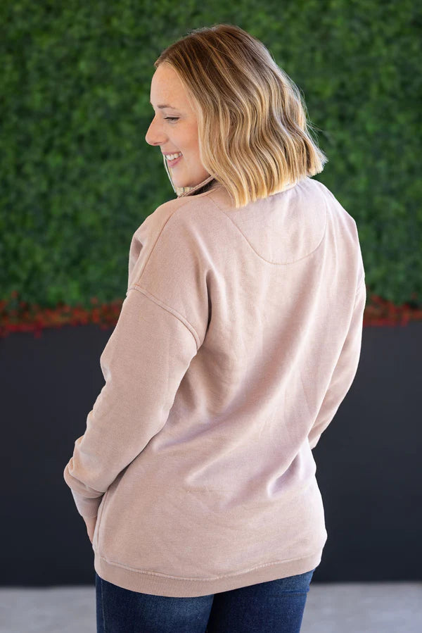 Michelle Mae "Jesse" Vintage Wash Snap Pullover - Tan