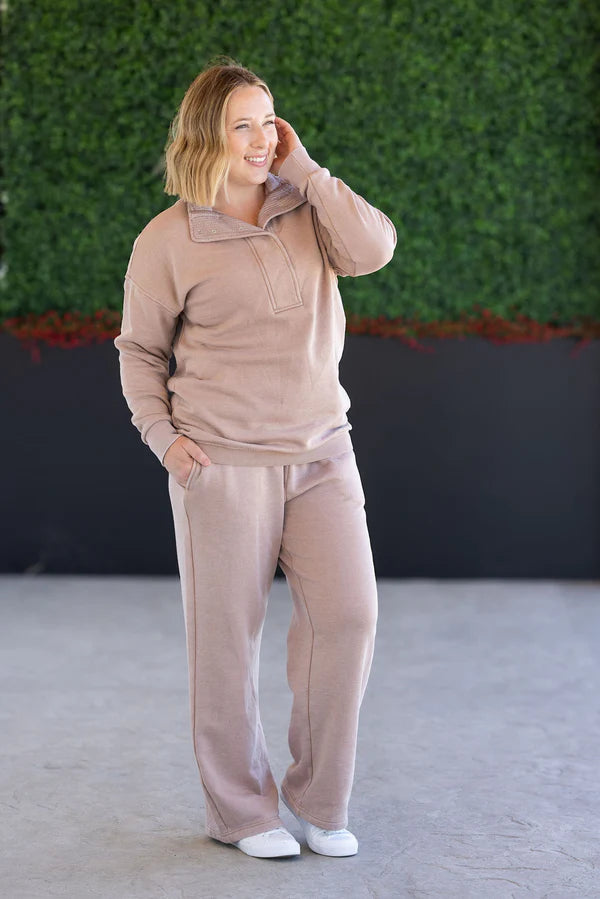 Michelle Mae "Jesse" Vintage Wash Snap Pullover - Tan