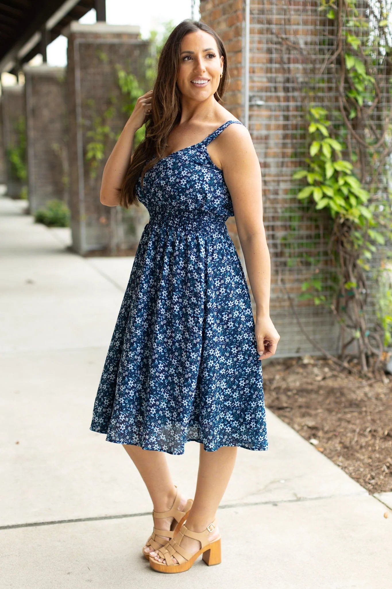 Michelle Mae &quot;Cassidy&quot; Midi Dress - Navy Floral