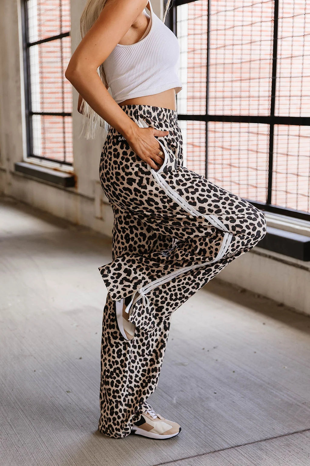 ***PRE-ORDER*** Ampersand Wide Leg Bow Comfs - Wild Card