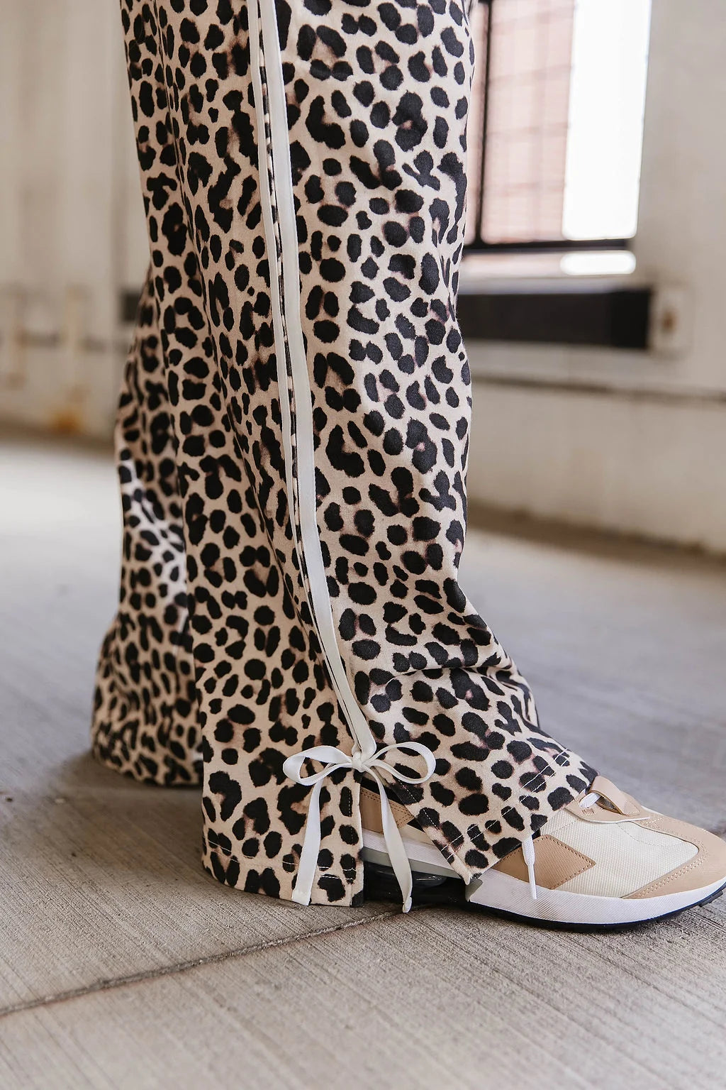 ***PRE-ORDER*** Ampersand Wide Leg Bow Comfs - Wild Card
