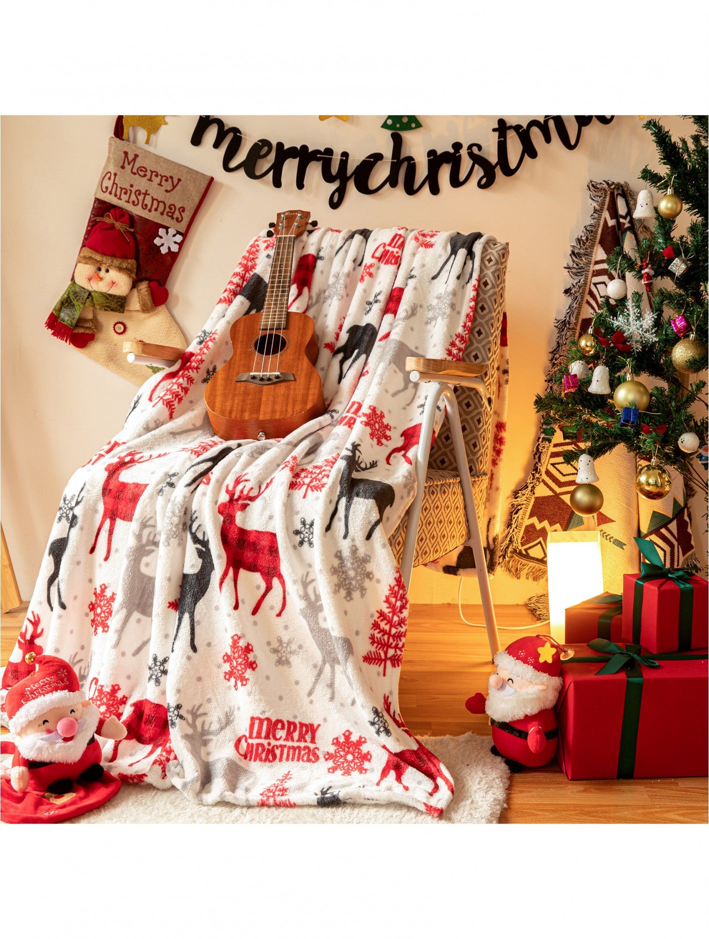 Double Sided Holiday Flannel Blanket - Reindeer