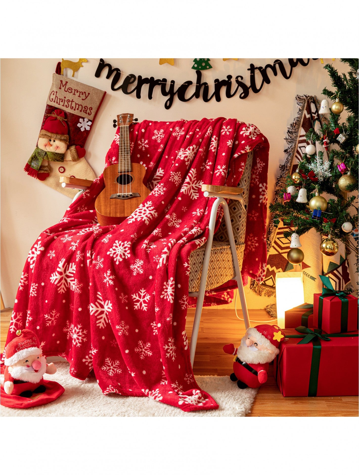 Double Sided Holiday Flannel Blanket - Red Snowflake