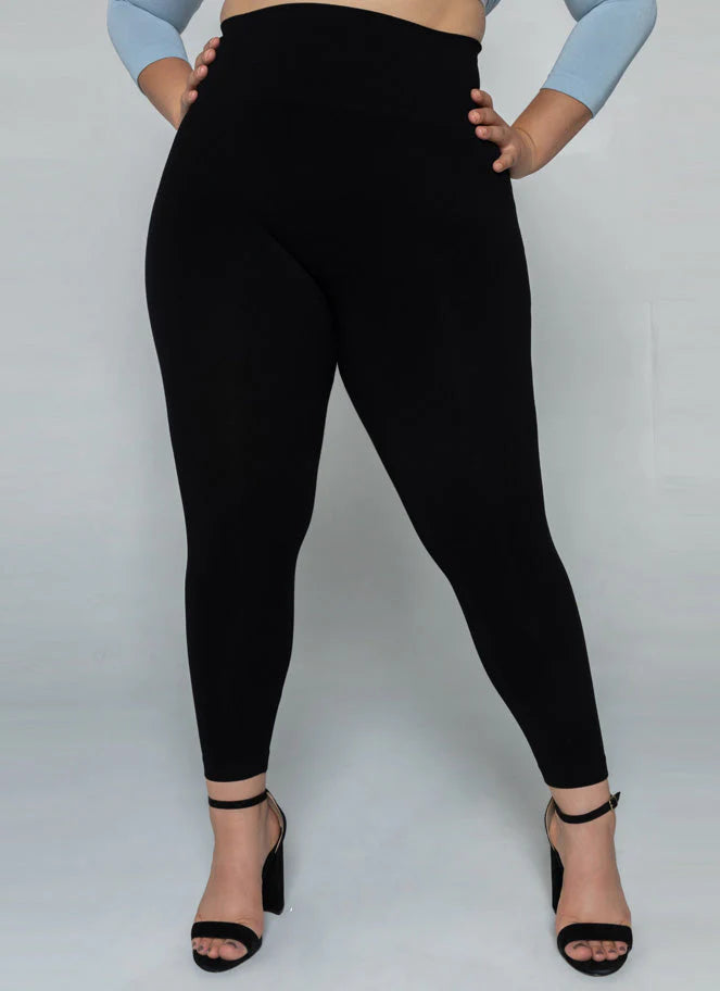C'est Moi "Bamboo Curvy Size 3/4 High Waisted Legging" - Black