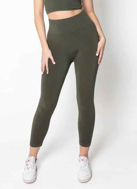 C'est Moi "Bamboo 3/4 High Waisted Legging" - Olive