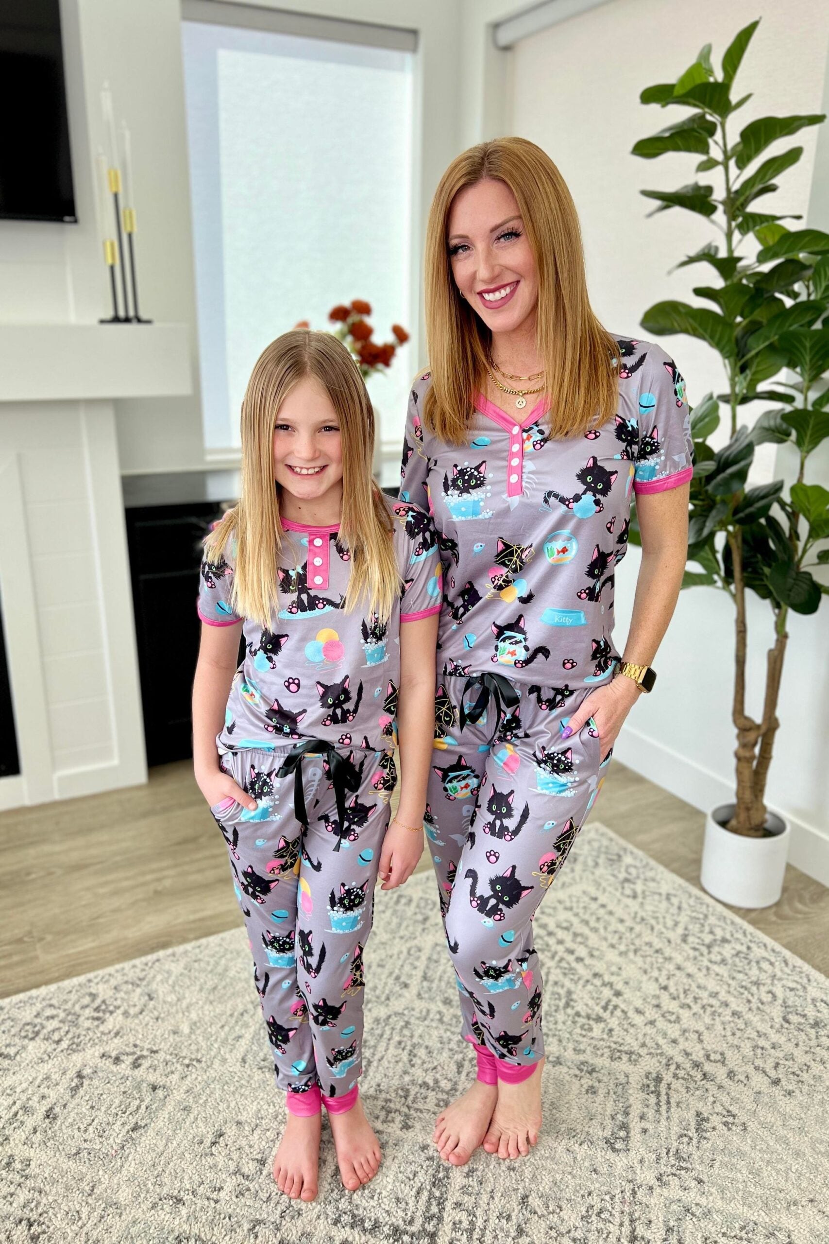 ***PRE-ORDER*** Shirley Mom & Me Jogger PJ Set - Black Cat (Women's and Kids') - Shipping Early April