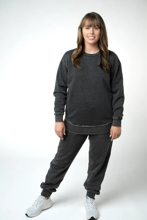 ***PRE-ORDER*** Michelle Mae Vintage Wash Pullover - Black