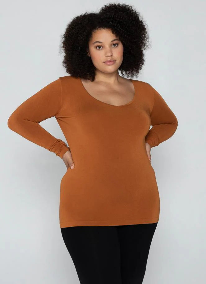 C'est Moi "Bamboo Curvy Long Sleeve  V-Neck Top" - Ginger