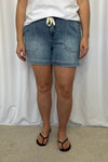 Judy Blue &quot;Marlowe&quot; High Rise Vintage Wash Jogger Shorts - Light Mid Wash