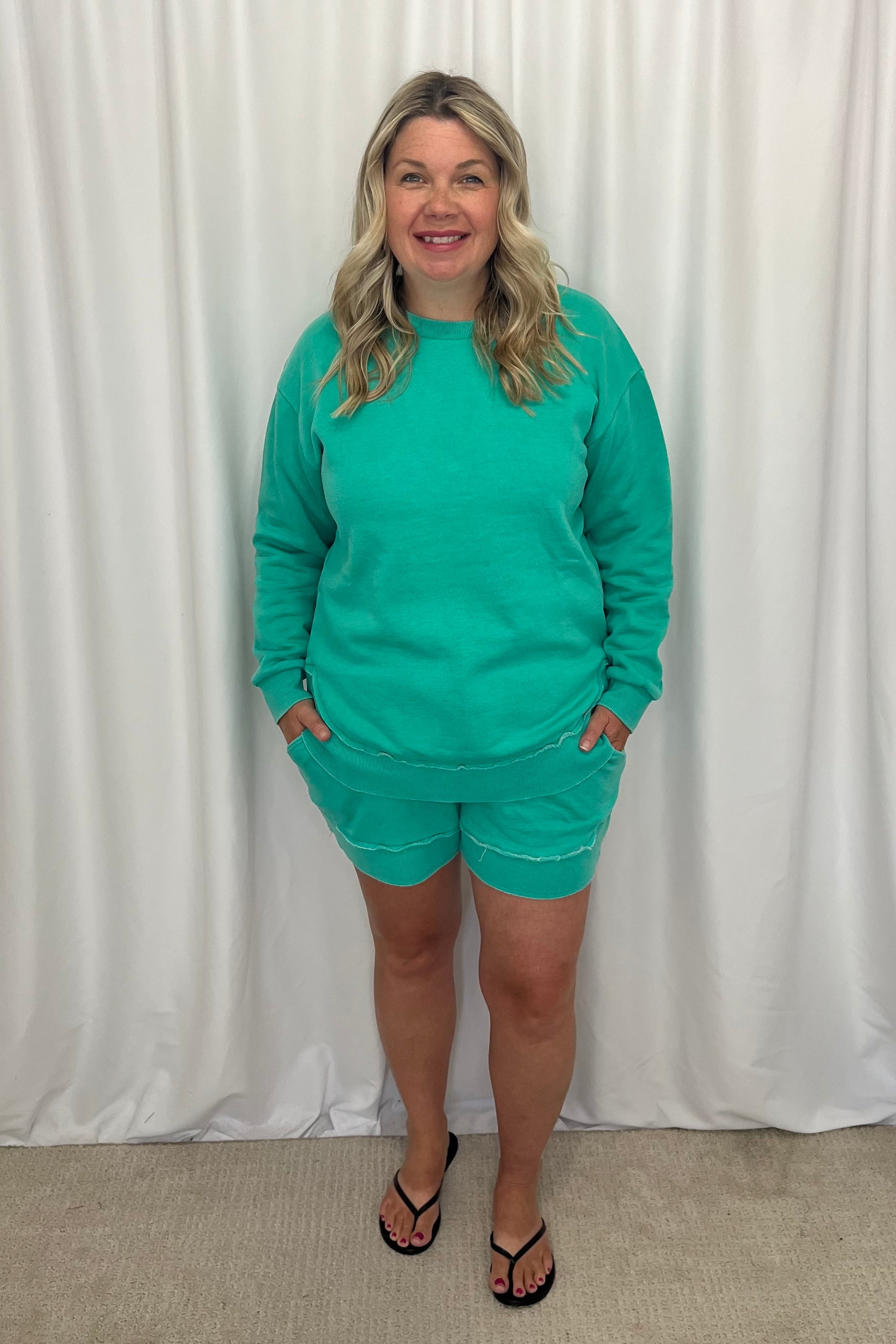 Michelle Mae Vintage Wash Pullover - Caribbean Green