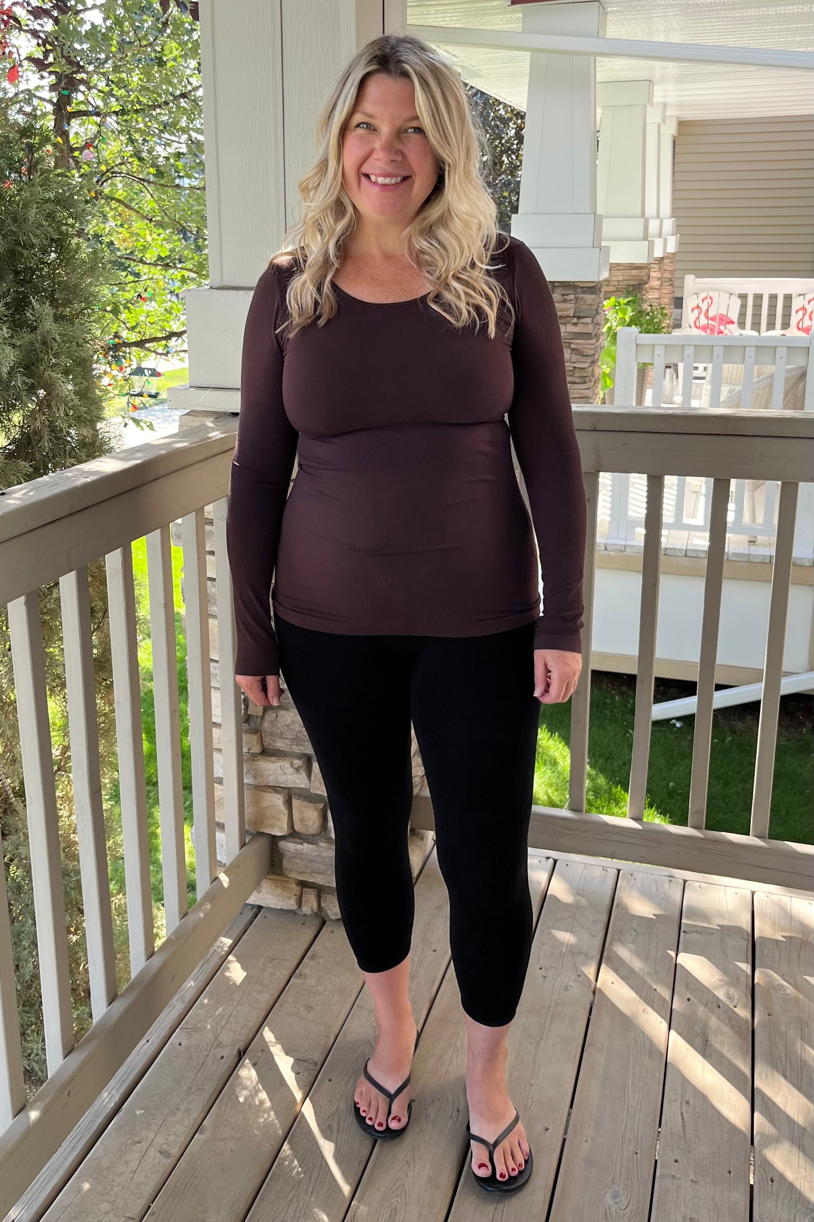 C'est Moi "Bamboo Long Sleeve Scoop Neck Top" - Brown