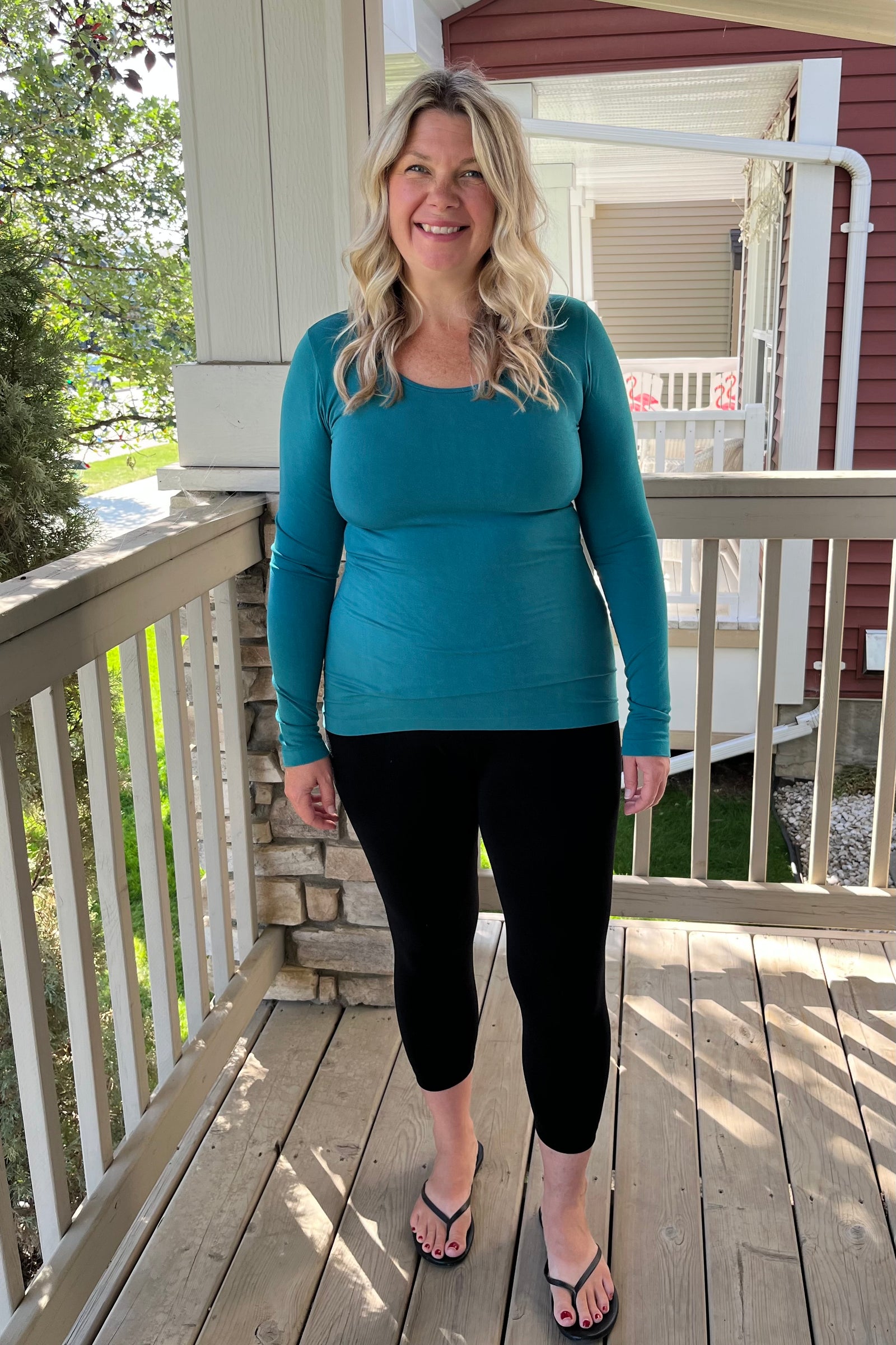 C'est Moi "Bamboo Long Sleeve Scoop Neck Top" - Emerald