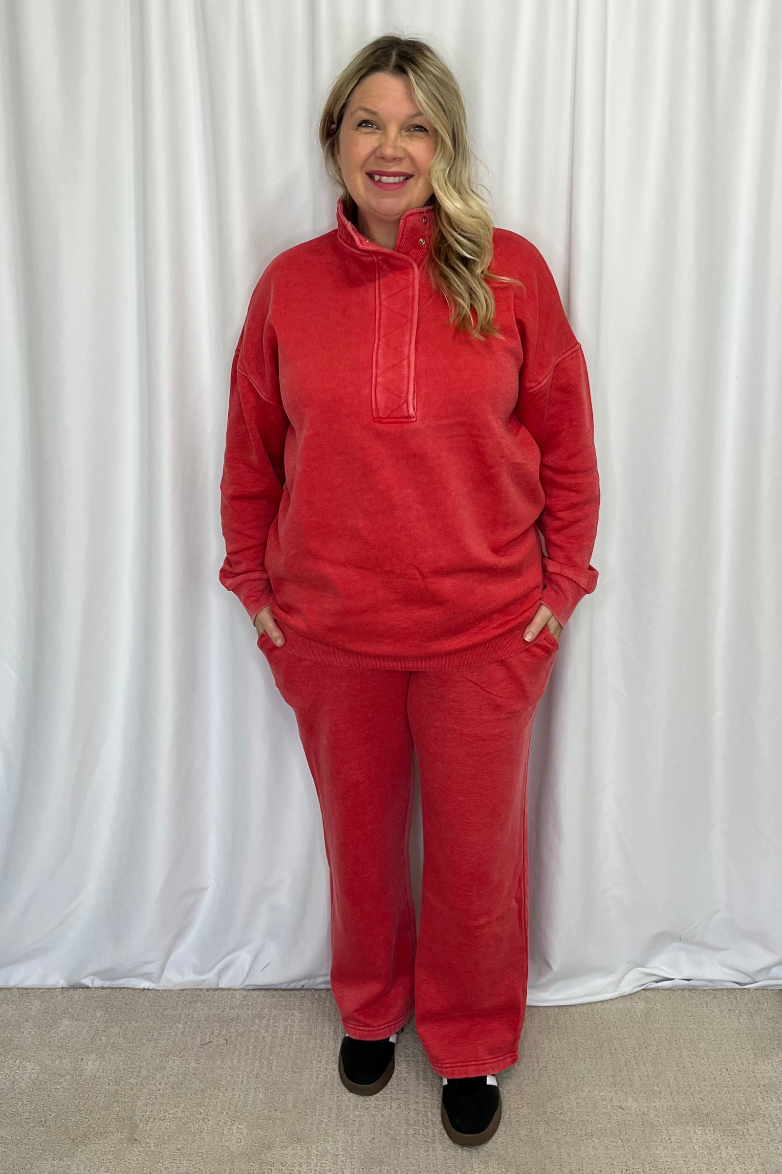 Michelle Mae Wide Leg Vintage Wash Bottoms - Red