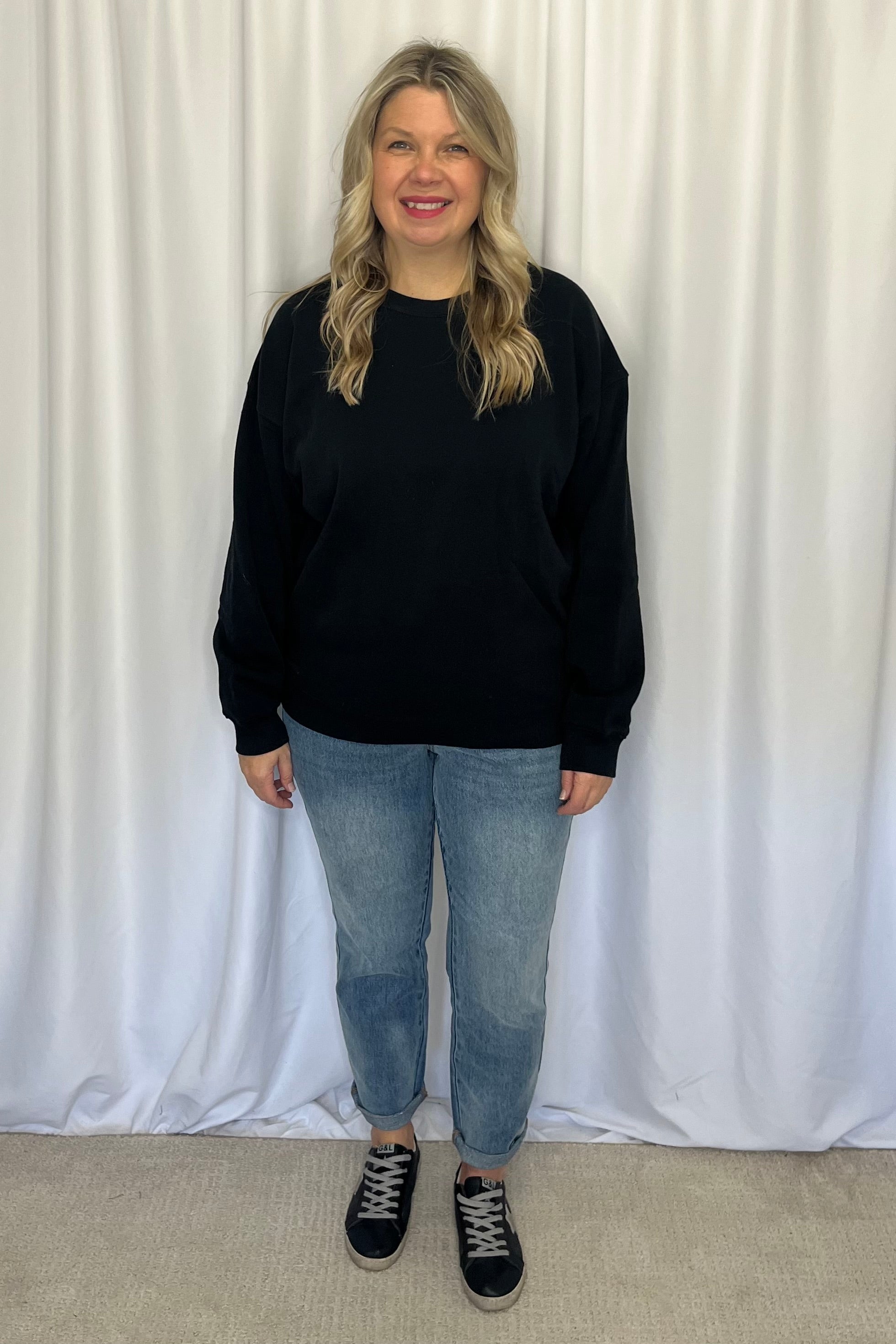 Cozy Sweatshirt - Black