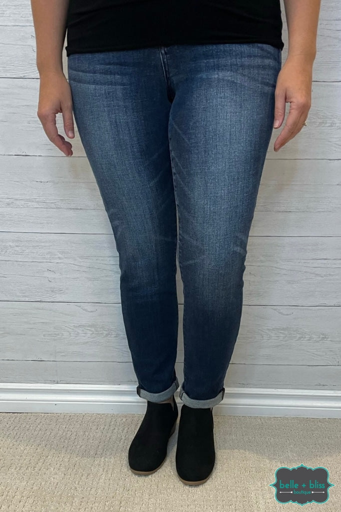 Judy Blue "Spencer" Mid Rise Non-Distressed Slim Fit Denim - Dark Wash