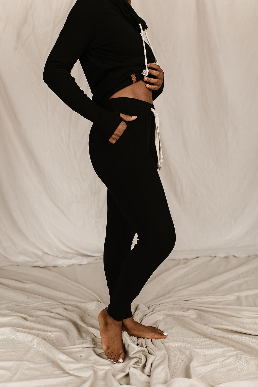 Ampersand Performance Fleece Joggers - Poppyseed