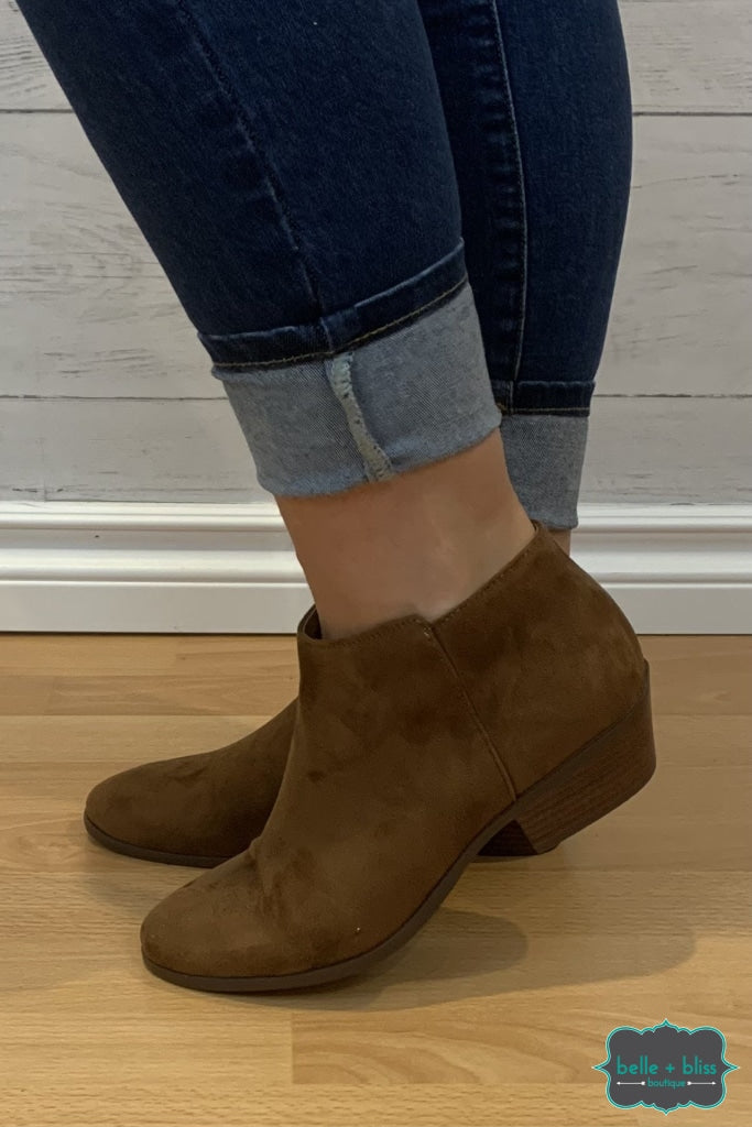 Uo belle faux suede clearance boot